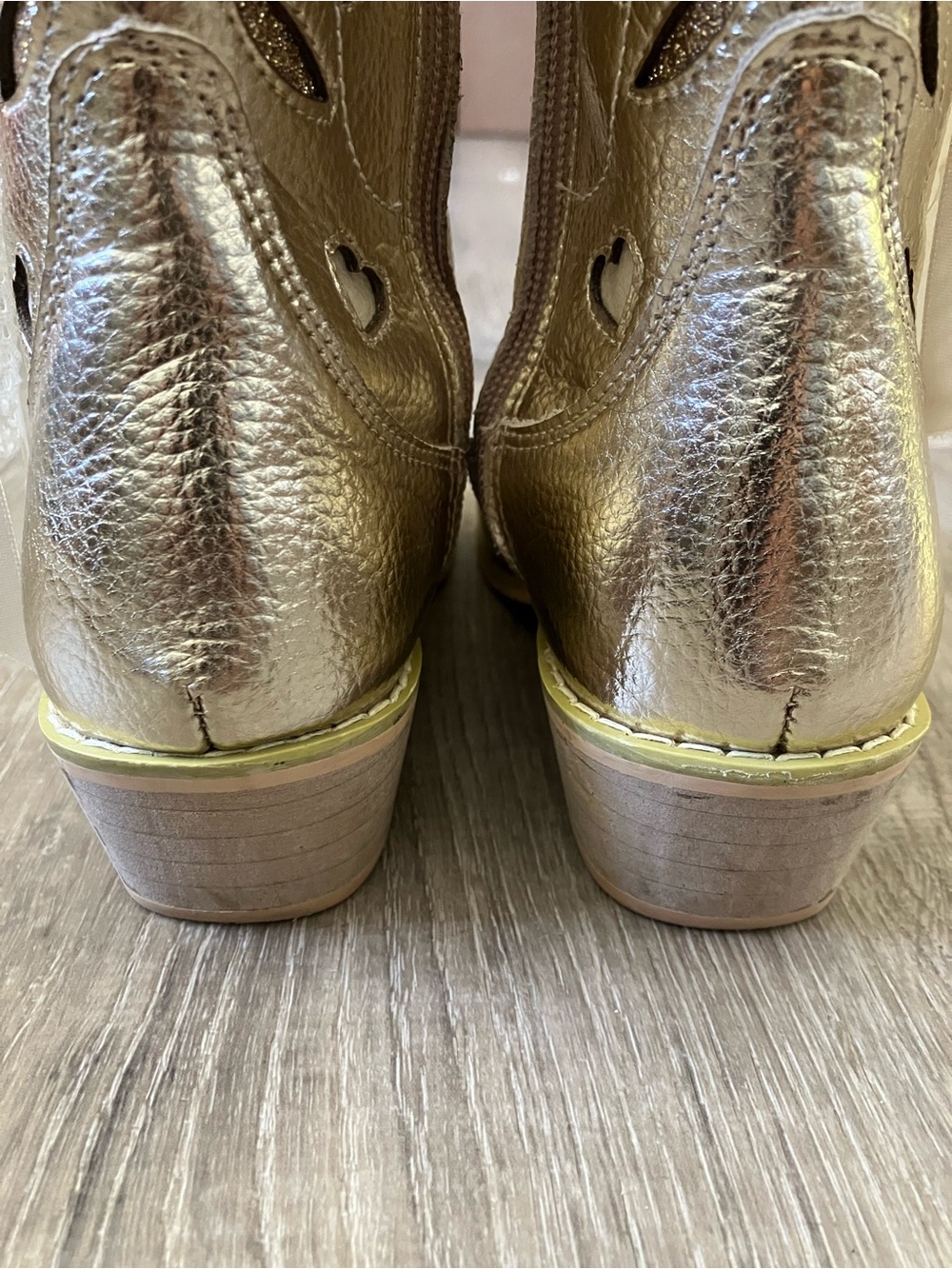 Gold Cowgirl Boots 🎀 - Picture 5 of 10